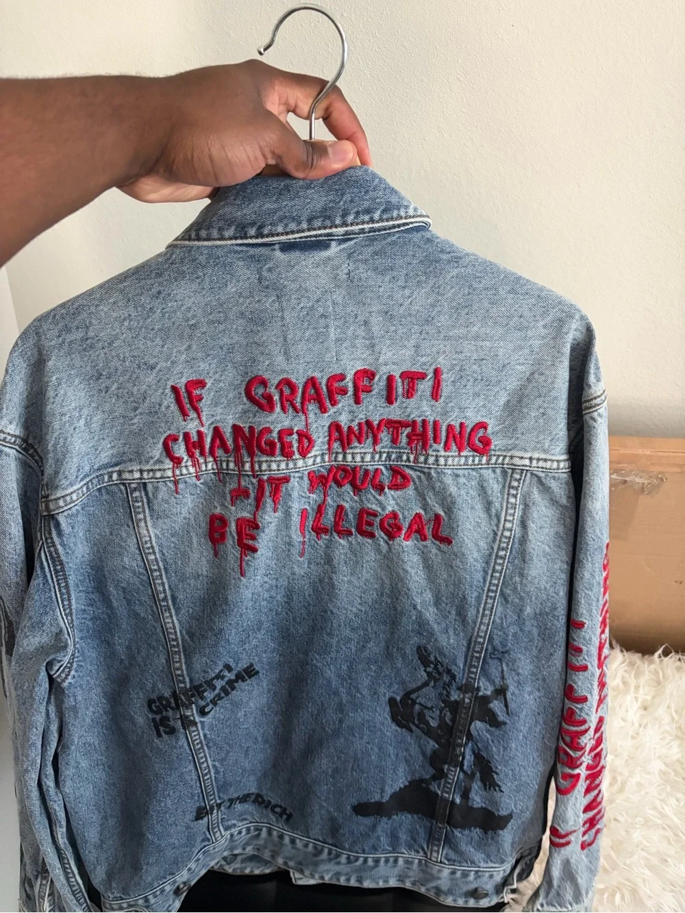 Guess C Brandalised Oversized Denim Jacket/Medium.